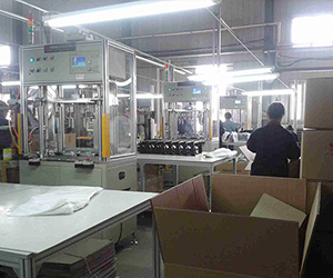 人妻精品久久无码区新狼窝