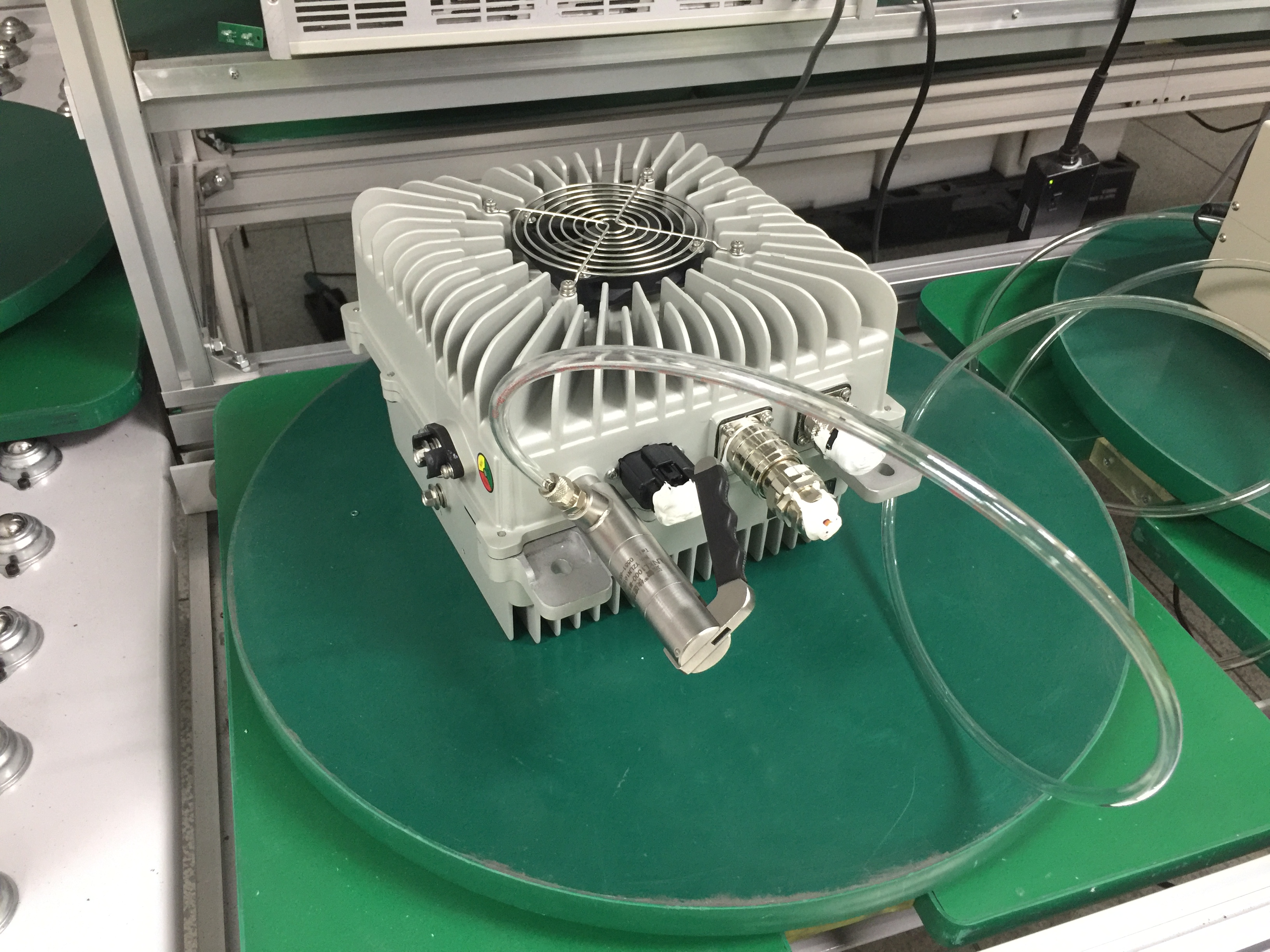 人妻精品久久无码区新狼窝