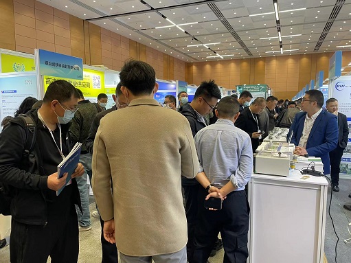 人妻精品久久无码区新狼窝