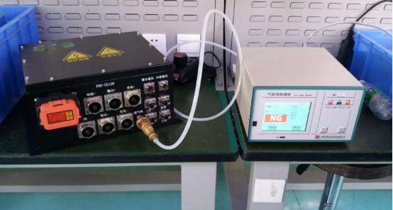 人妻精品久久无码区新狼窝